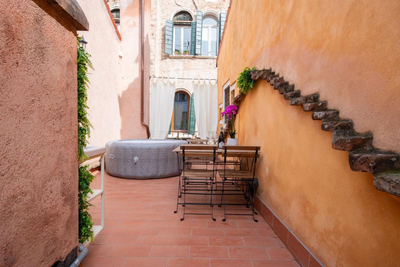 Suite Rava - San Marco With Pool Benátky Exteriér fotografie