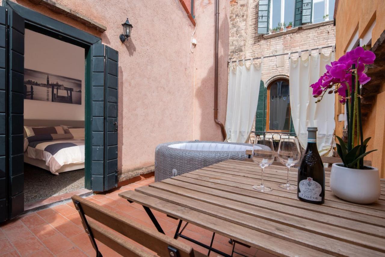 Suite Rava - San Marco With Pool Benátky Exteriér fotografie